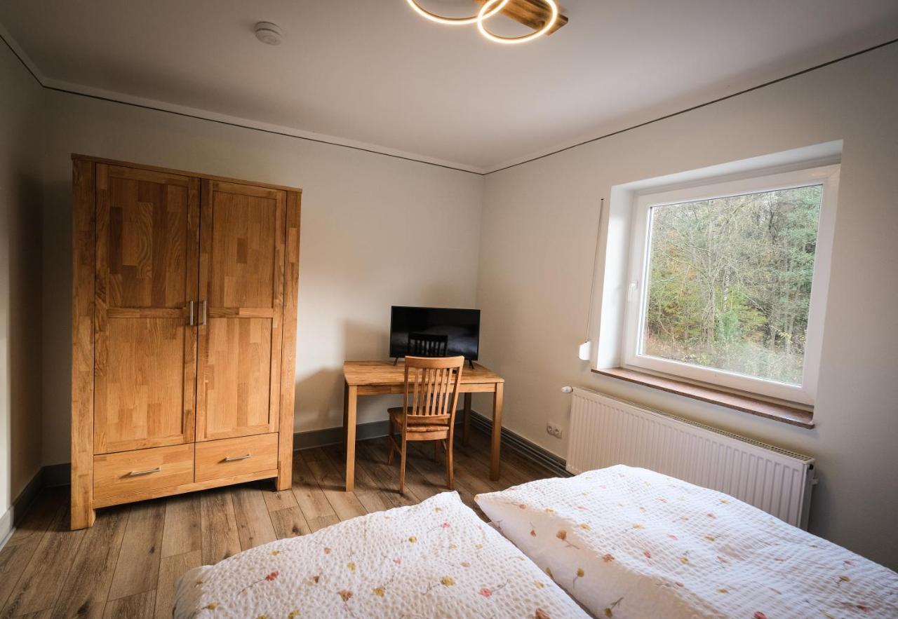Kleines Bahnhofshotel Greifenstein ภายนอก รูปภาพ